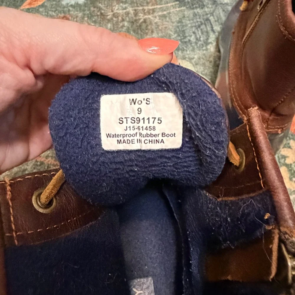 Sperry Saltwater Duck Boots Navy Brown Waterproof Leather STS91175 Womens 9